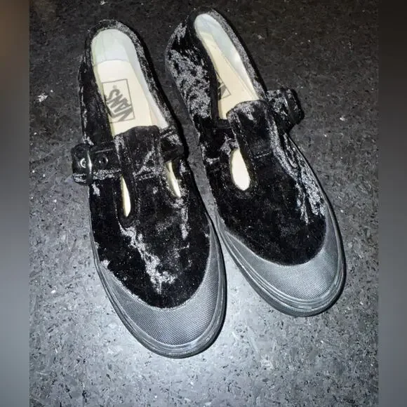NEW VANS SOLID BLACK STYLE 93 CRUSHED VELVET MARY JANE SNEAKERS WITH BUCKLE 9.5 - Picture 2 of 13